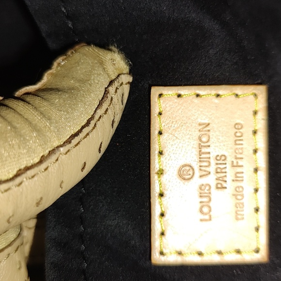 LOUIS VUITTON Monogram Irene Hand Bag - Picture 16 of 17